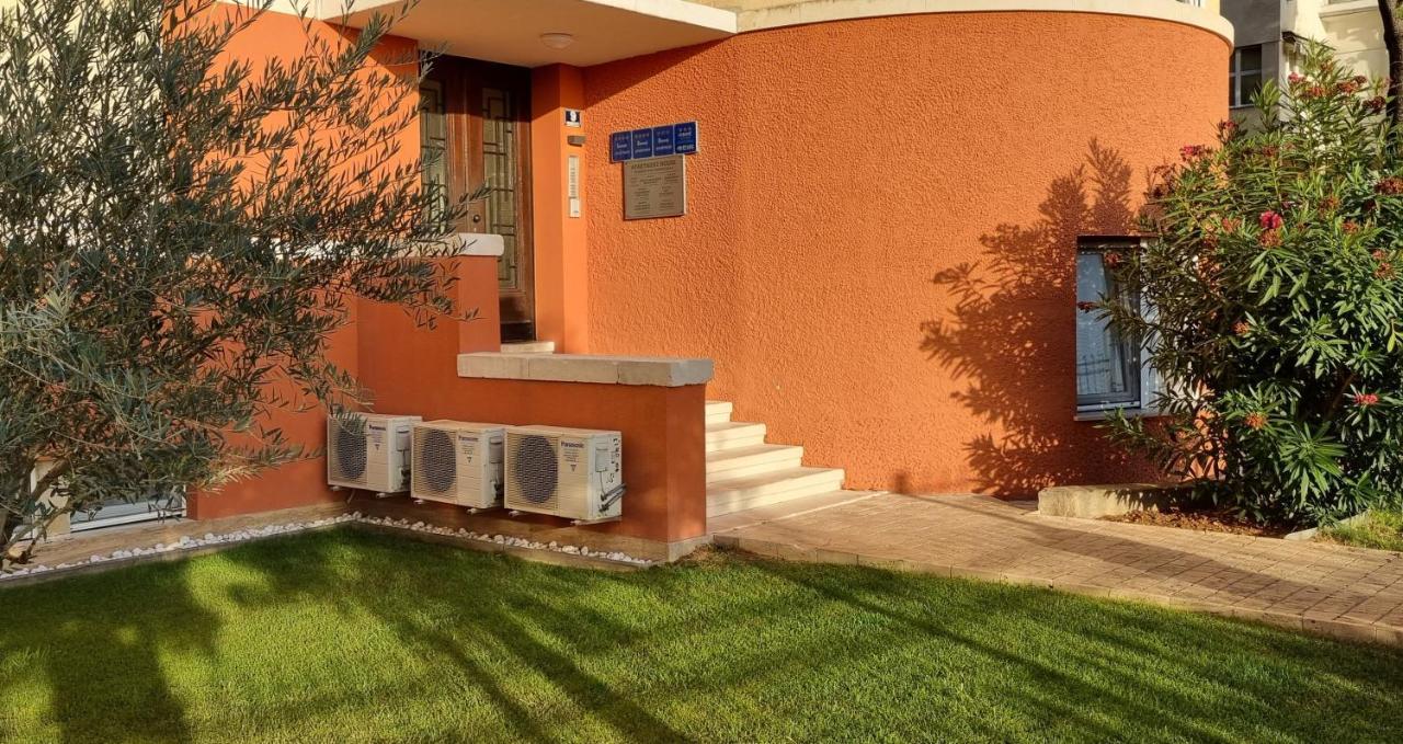 Apartments Suzy Split Bagian luar foto