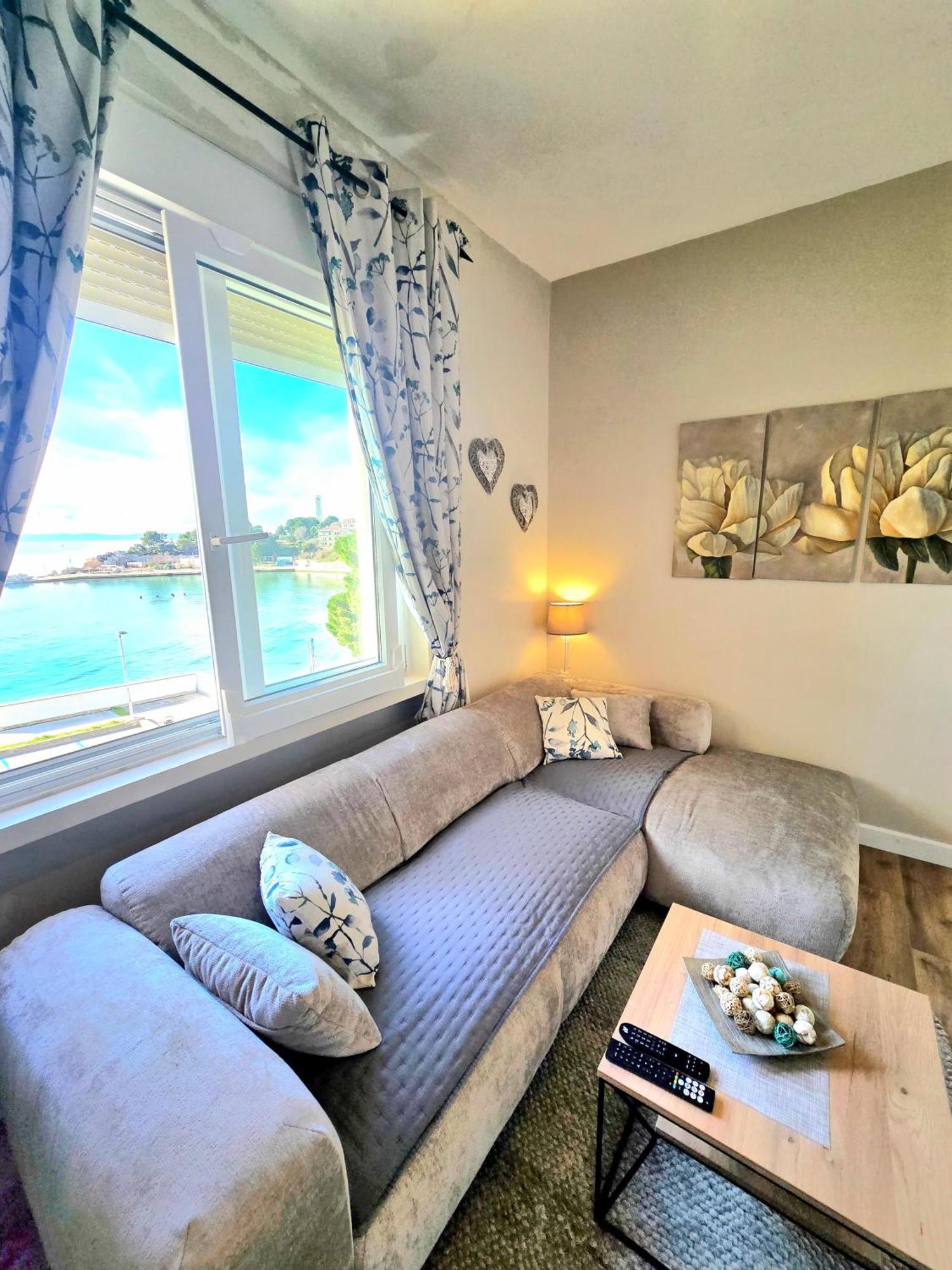 Apartments Suzy Split Bagian luar foto